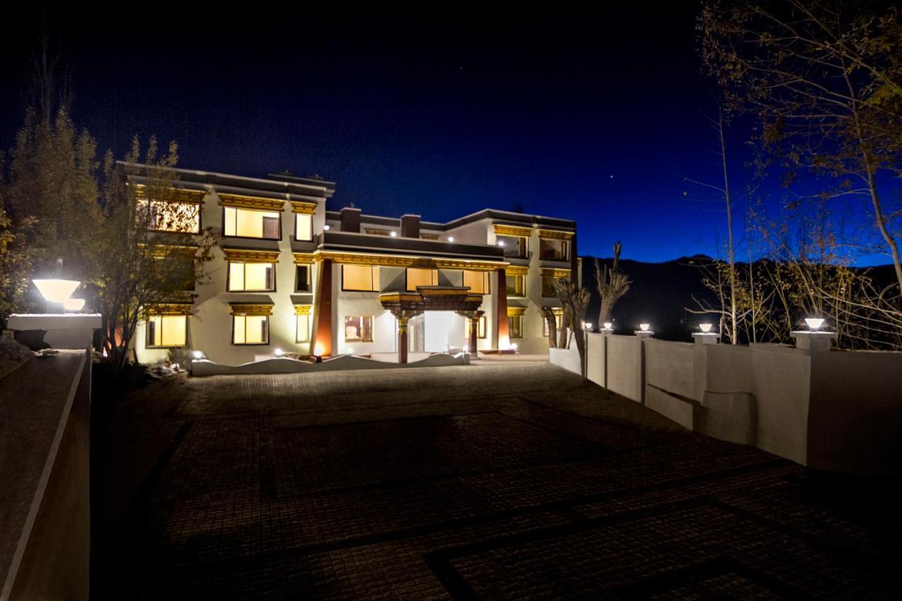 Hotel Sia Residency Leh Exteriör bild
